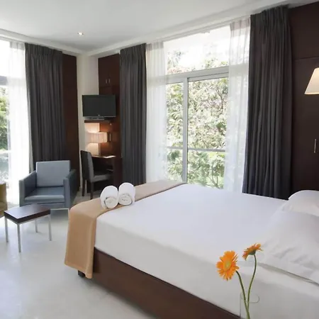The Park Slope Hotel-2